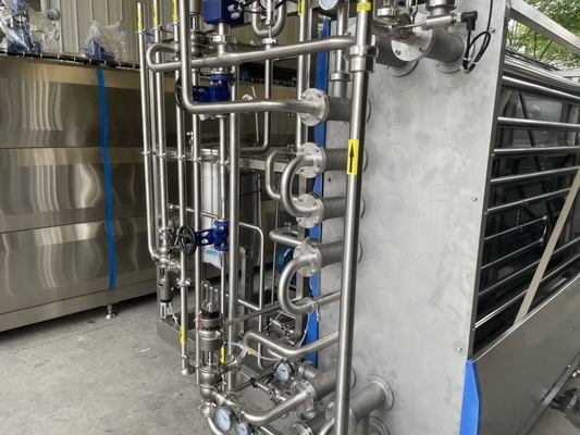 Effizienter und einfach zu bedienender UHT-Sterilisator für Fruchtsaft-/Bierverarbeitungslinie kundenspezifisch 500-20000L/H Tubular Sterilisationsgerät SUS304/316
