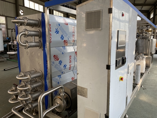 Edelstahl304/316 UHT Sterilisationsmaschine Hochsterilisationsmaschine für Mangosäfte/Äpfelsaft/Kokossaft Pasteurisierungsmaschine