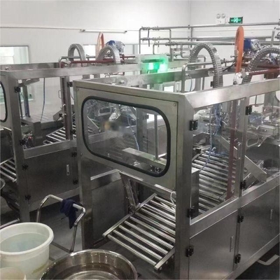 Vollautomatische aseptische BIB-Füllmaschine für 1-25L kontinuierliche Beutel in Box Orange/Mango/Ananassaftfüllmaschine mit PLC