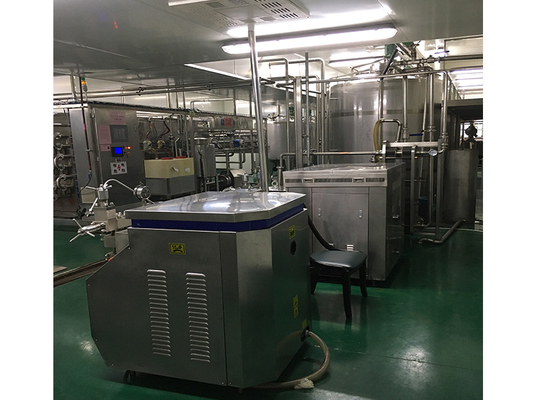 Energieeinsparende UHT Milchverarbeitungslinie Hochwertige und zuverlässige kundenspezifische UHT Milchlösung 500-20000L/H SUS304/316