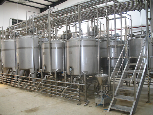 Professionelle 500-20000L/H Pasteurisierte Milch Verarbeitung Linie Fortgeschrittene Pasteurisierte Milch Maschine Mit PLC Costomzied Service