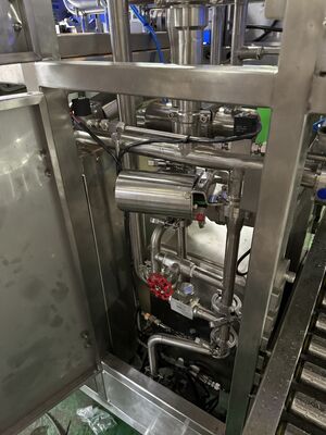 Anpassung eines aseptischen Füllsystems mit PLC-Betriebssystem, das eine sterile Fülllösung für die pharmazeutische und medizinische Industrie bietet