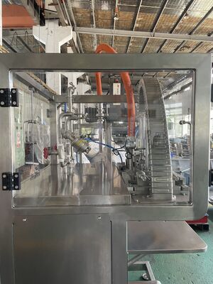 Anpassung eines aseptischen Füllsystems mit PLC-Betriebssystem, das eine sterile Fülllösung für die pharmazeutische und medizinische Industrie bietet
