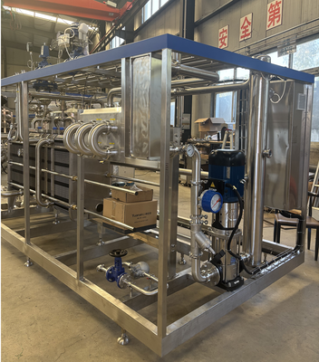 500 bis 20000 Liter pro Stunde Kapazität Pasteurisierung Sterilisator Edelstahl 304 oder 316 für die Lebensmittel- und Getränkeverarbeitung